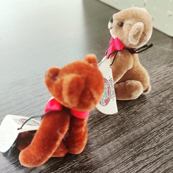 Bears, Miniature Dollhouse size by Cottage Collectibles with jointed arms & legs - Picture 6 of 7